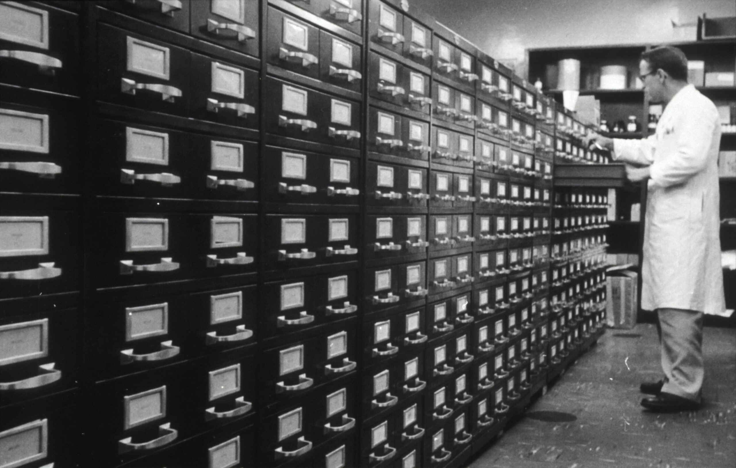 Read more about the article Behind the Scenes: How Pharmaceutical Manufacturing keeps you safe