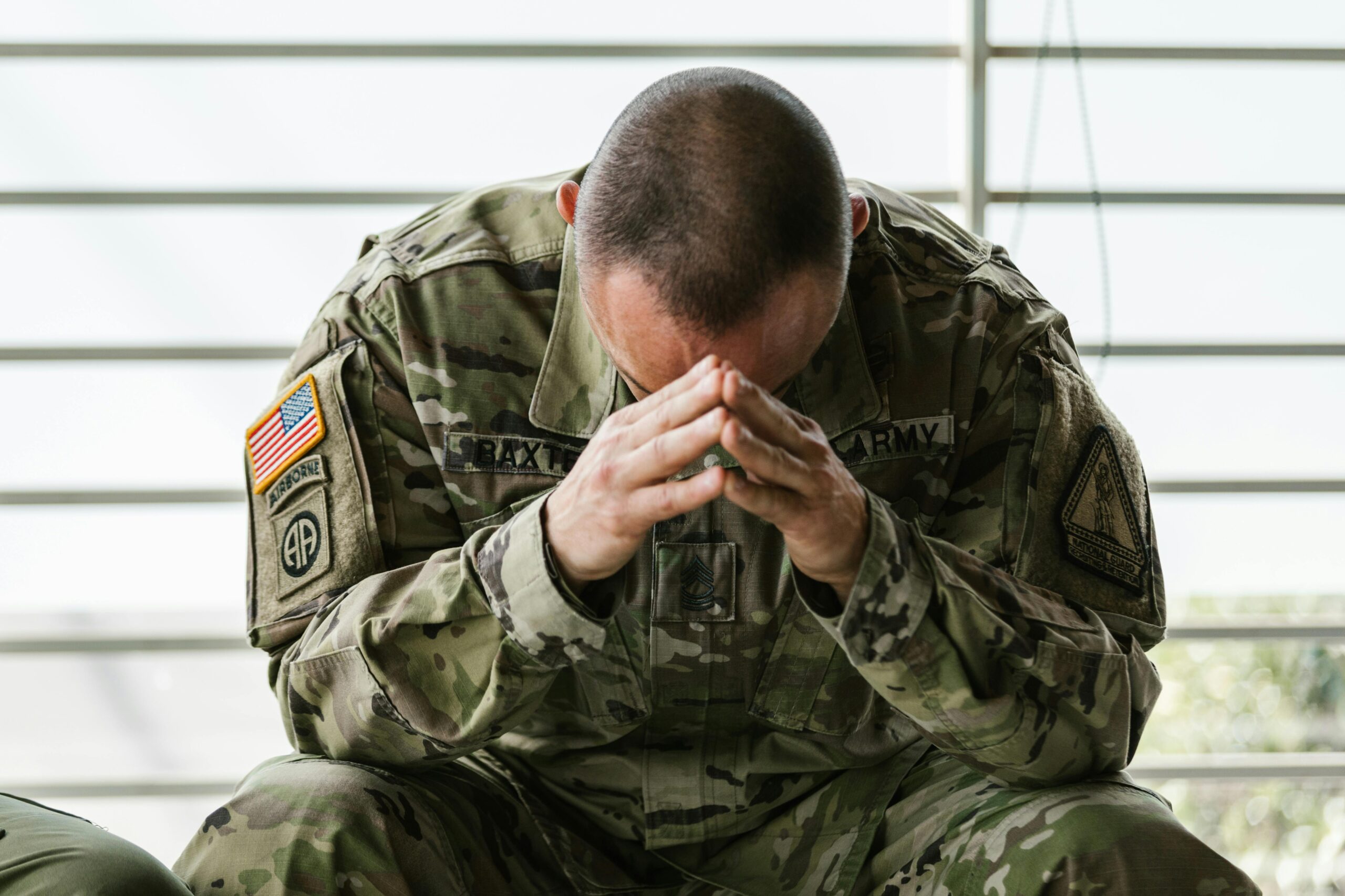 You are currently viewing How Do Soldiers Deal With Severe Anxiety Before or During Combat?
