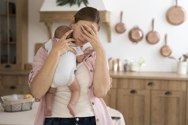 Read more about the article Shocking Truth Revealed: Baby Blues vs Postpartum Depression Myths Every Mother Must Know