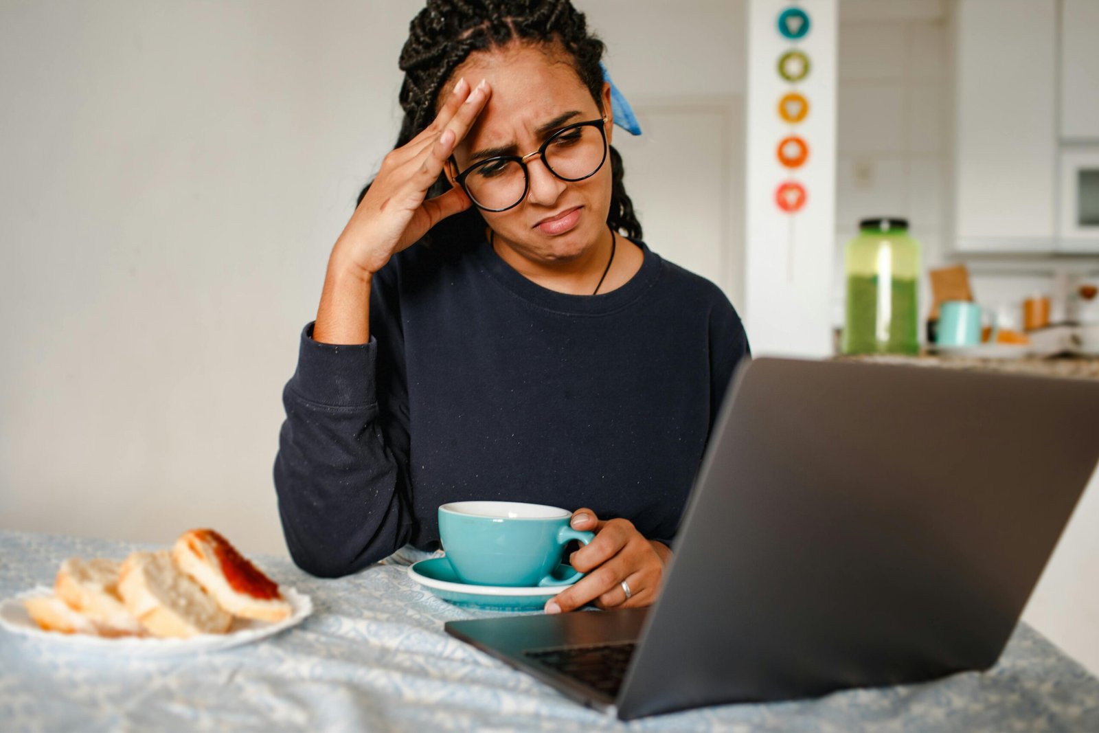 You are currently viewing Workplace Solutions for Monaco Employers: Reducing Stress Headaches to Boost Productivity