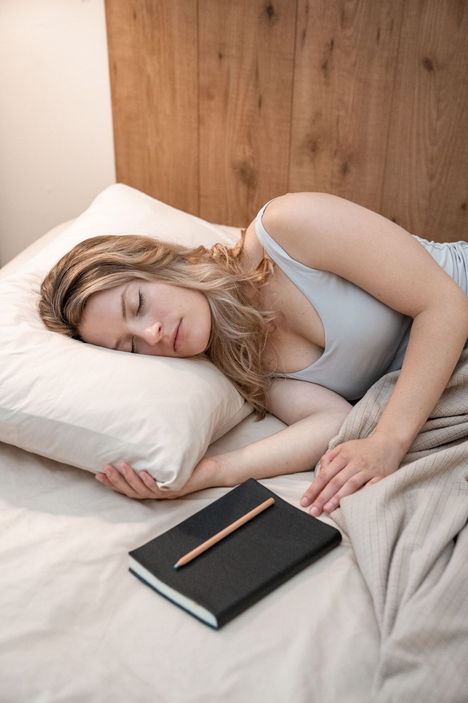 You are currently viewing How Sleep, Diet, and Exercise Cut Nicotine Cravings Faster Than Willpower